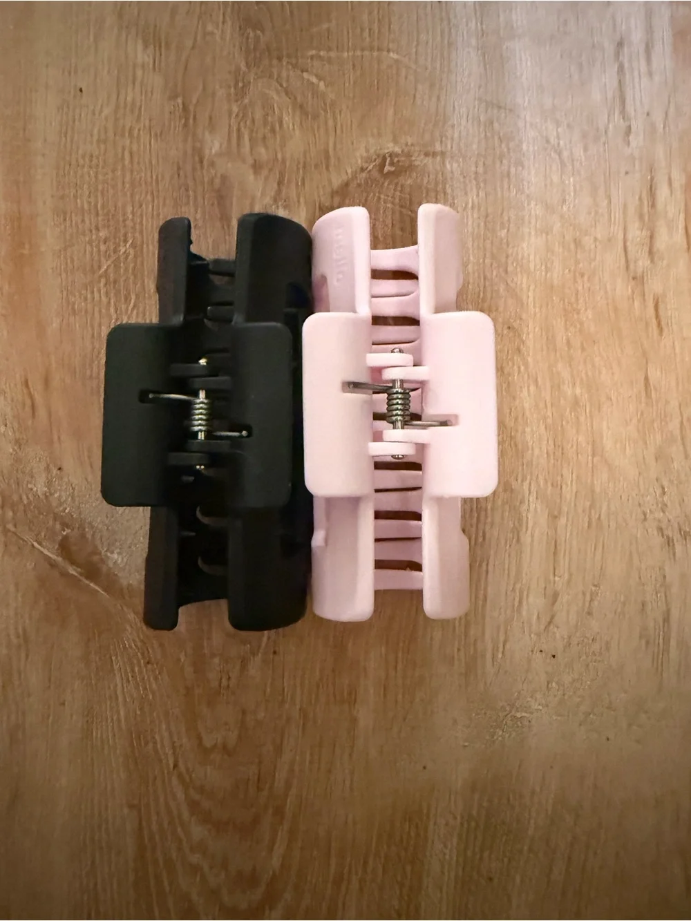 Viral MELLO charm cloud clips